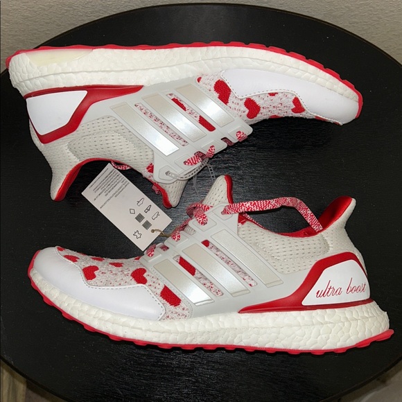 Adidas Ultraboost 1.0 ❤️ - Picture 2 of 6